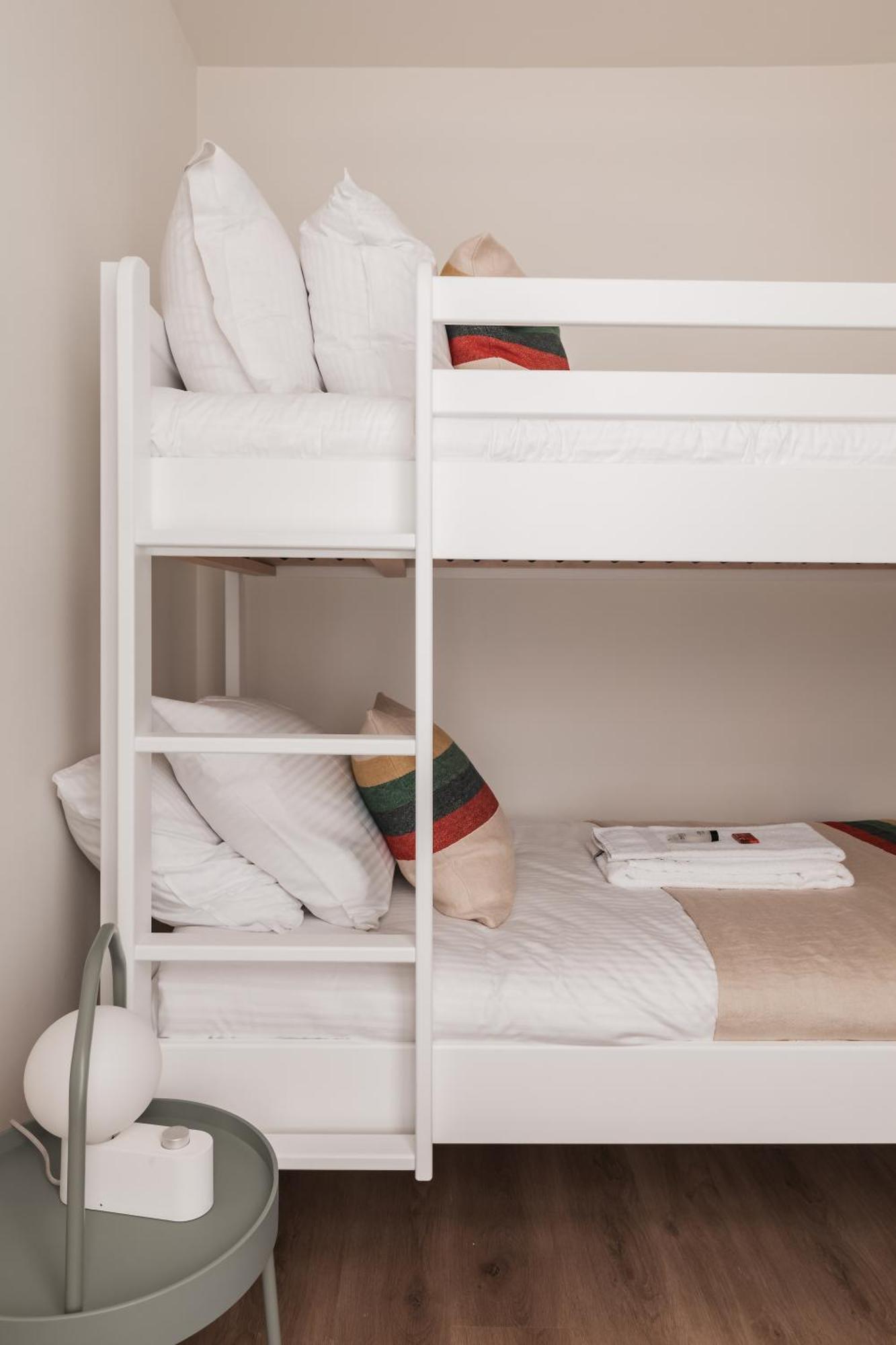 Highest Five By Romy&travis Apartment *