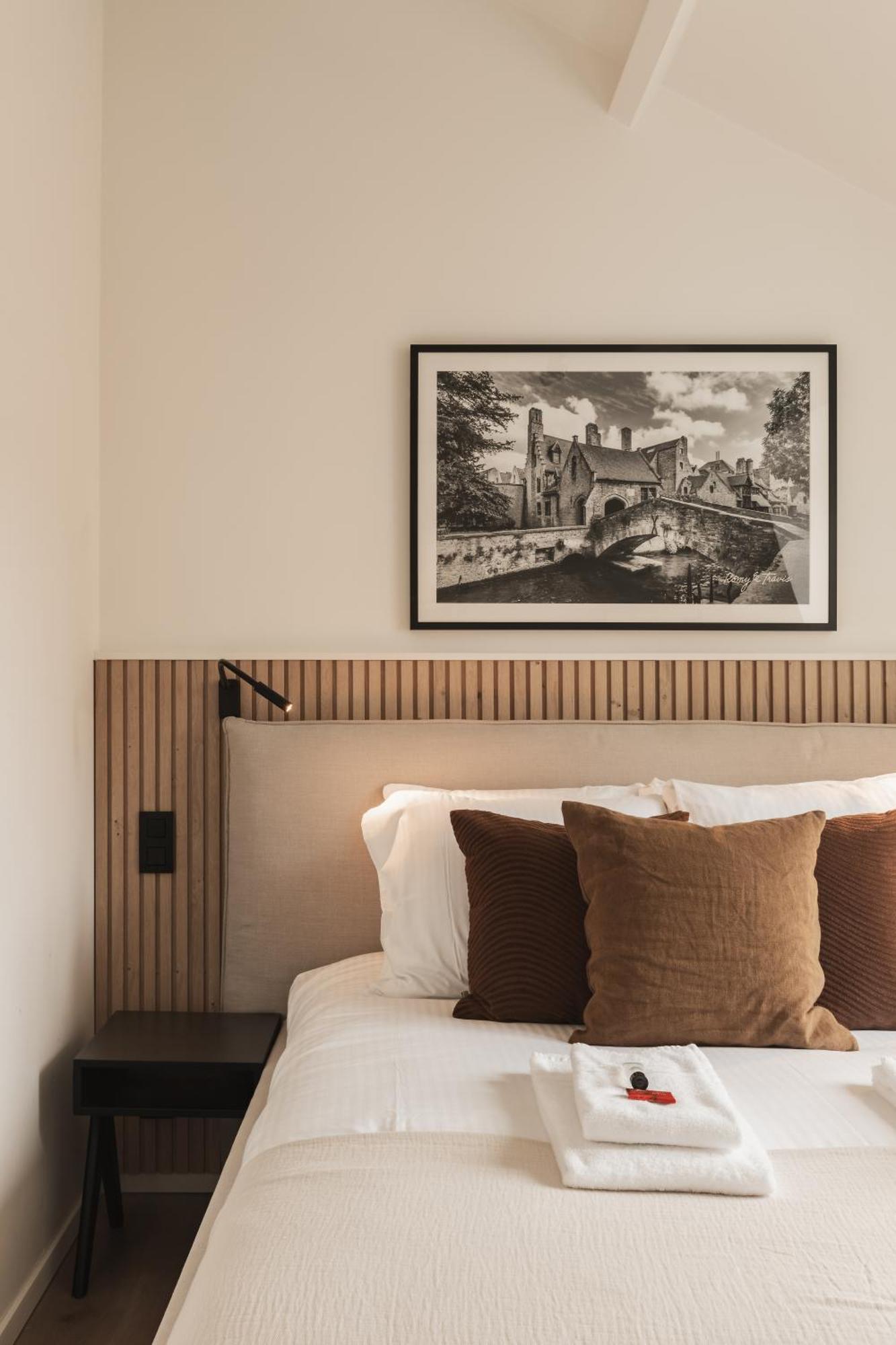 Highest Five By Romy&travis Apartment Brügge